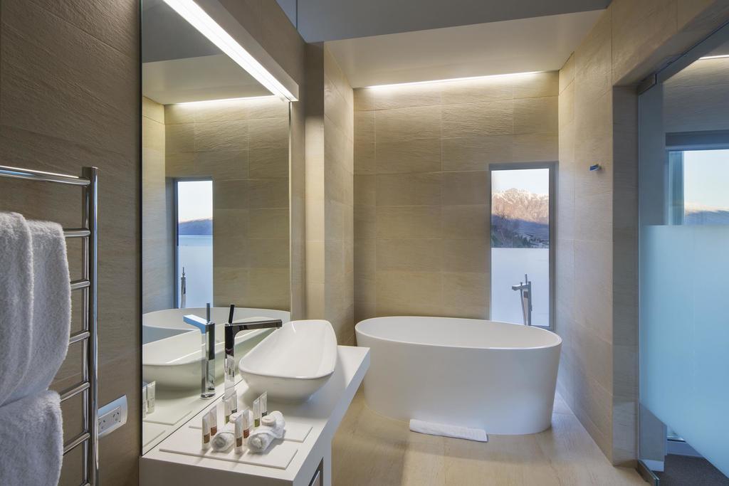 Villa De Luxe, A Relax It'S Done Luxury Holiday Home 皇后镇 外观 照片